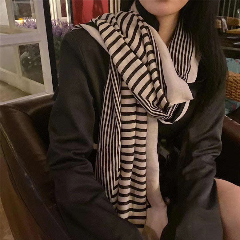 Florence Elegant Geometric Scarf